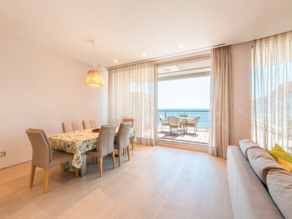 Dvosoban stan 156 m² – Budva — fotografija 11