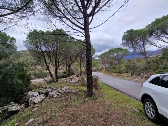 Plac od 1150 m² u Zagori, Kotor — fotografija 7