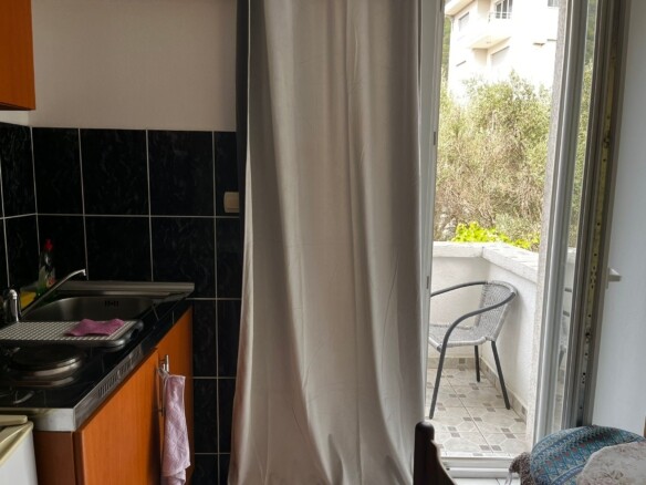 Namještena garsonjera u Rafailovićima, Budva — fotografija 12