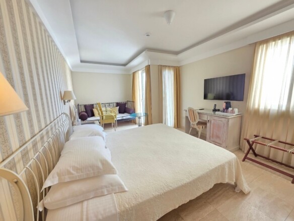 Poslovni prostor 1.200 m² – Sveti Stefan, Budva — fotografija 14