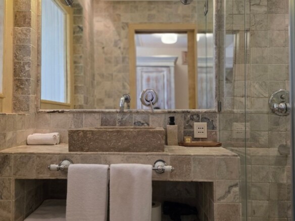 Poslovni prostor 1.200 m² – Sveti Stefan, Budva — fotografija 15