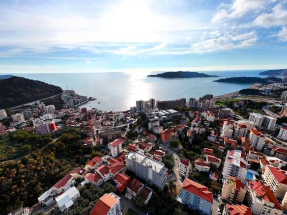 Trosoban stan 184 m² – Bečići, Budva — fotografija 7