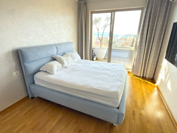Trosoban stan 184 m² – Bečići, Budva — fotografija 14