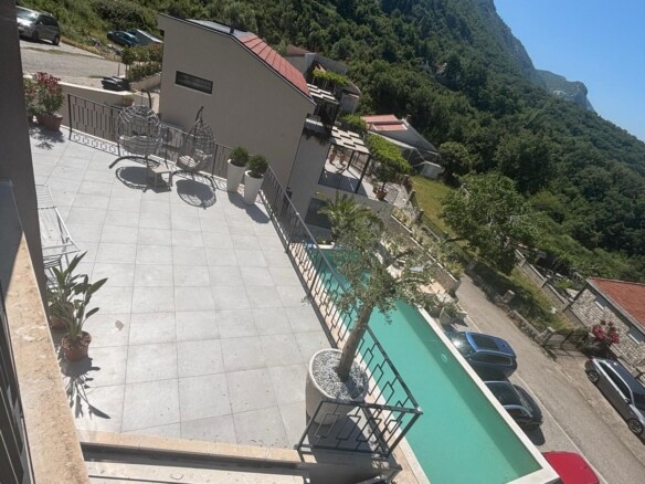 Dvije kuće u Kuljačama, Budva — fotografija 19