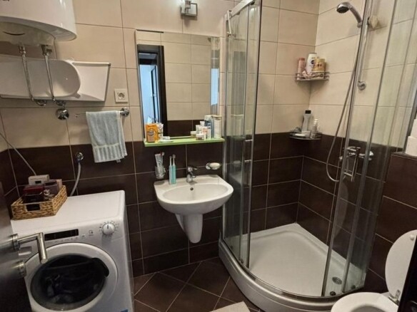 Jednosoban stan 40 m² – Lazi, Budva — fotografija 10