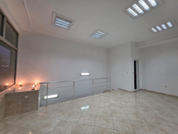 Poslovni prostor 82 m² – Stari aerodrom, Podgorica — fotografija 4