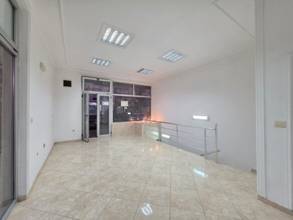 Poslovni prostor 82 m² – Stari aerodrom, Podgorica — fotografija 5
