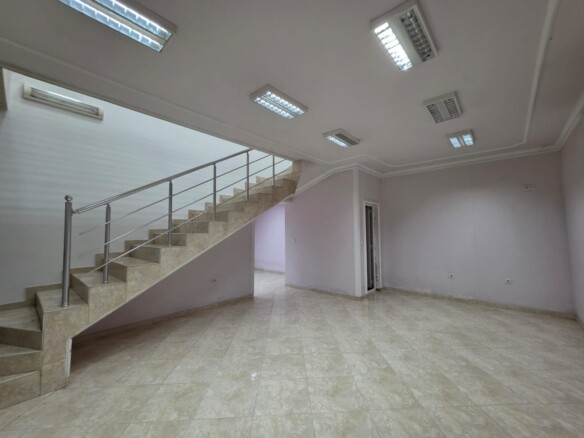 Poslovni prostor 82 m² – Stari aerodrom, Podgorica — fotografija 9