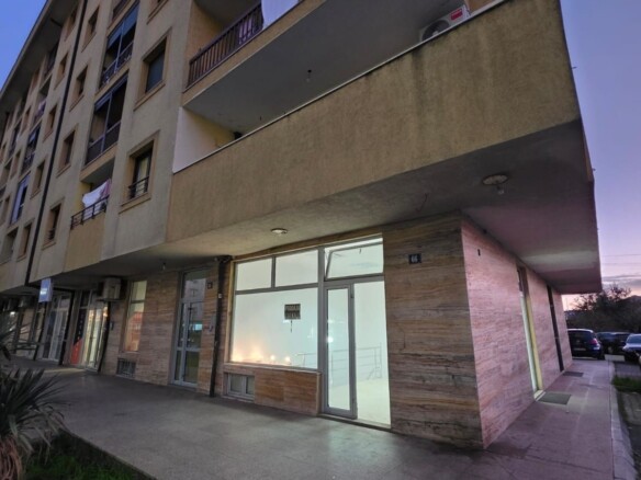Poslovni prostor 82 m² – Stari aerodrom, Podgorica — fotografija 17