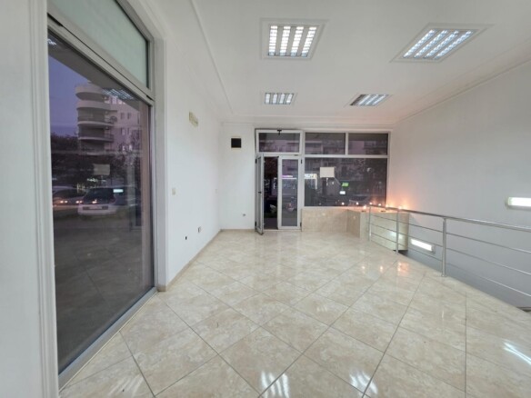 Poslovni prostor 82 m² – Stari aerodrom, Podgorica — fotografija 20