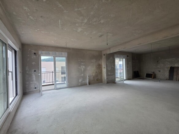 Trosoban stan 165 m² – Podkošljun, Budva — fotografija 18