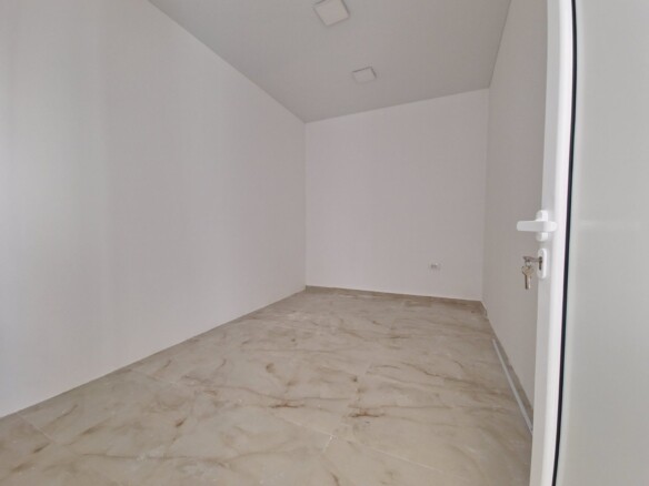 Izdavanje: Poslovni prostor 68 m² – Budva — fotografija 5