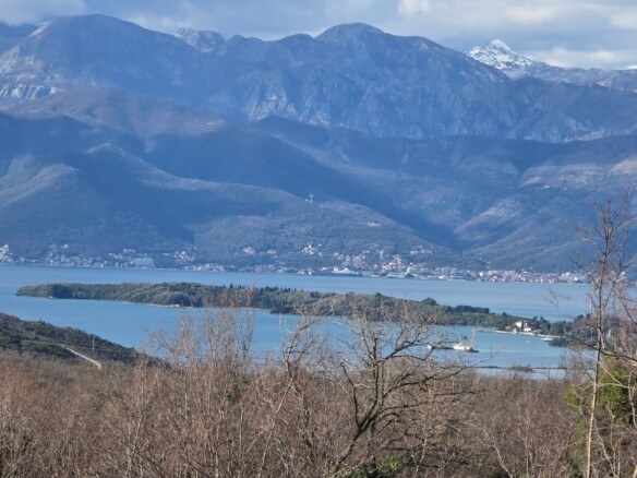 Plac 4.254 m² – Lješevići, Kotor — fotografija 16