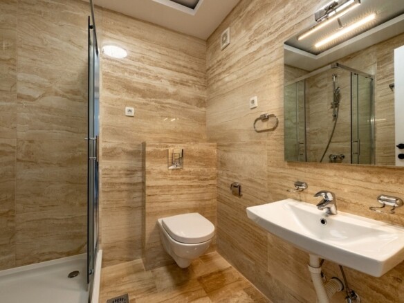 Trosoban stan 160 m² – Pržno, Budva — fotografija 8