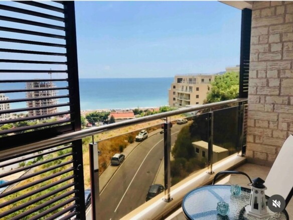 Jednosoban stan sa pogledom na more u Bečićima, Budva — fotografija 2
