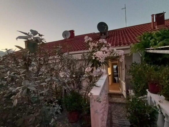 Dvosoban stan sa pogledom na more u Krašićima, Tivat — fotografija 13