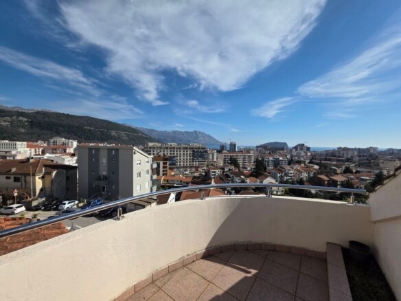 Dvosoban stan 120 m² – Dubovica, Budva — fotografija 12
