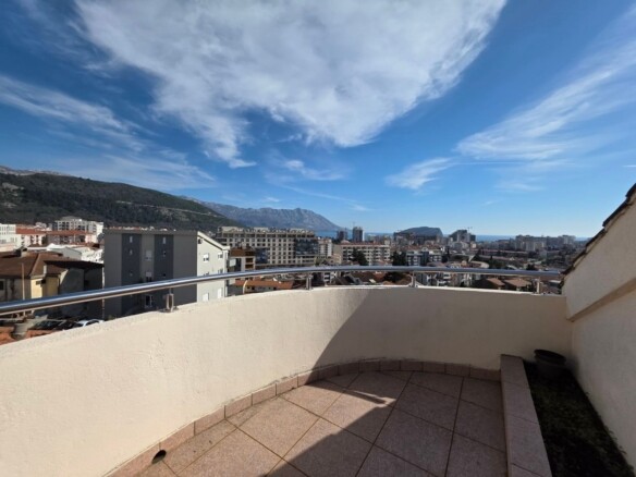 Dvosoban stan 120 m² – Dubovica, Budva — fotografija 14