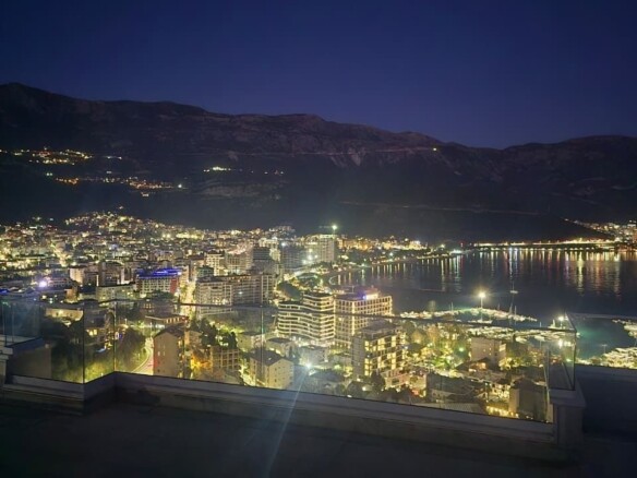 Izdavanje: Poslovni prostor 190 m² – Vidikovac, Budva — fotografija 6