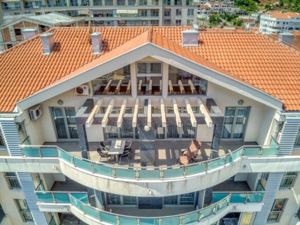 Četvorosoban stan 188 m² – Rozino, Budva — fotografija 9