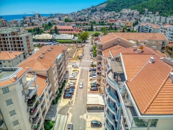 Četvorosoban stan 188 m² – Rozino, Budva — fotografija 17