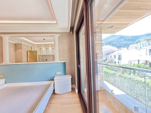 Dvosoban stan 115 m² – Budva — fotografija 5