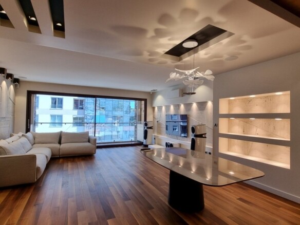 Trosoban stan 313 m² – Budva — fotografija 5
