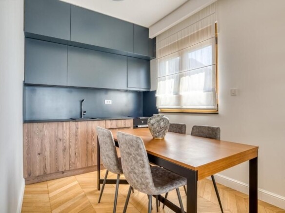Kuća 450 m² – Tudorovići, Budva — fotografija 17
