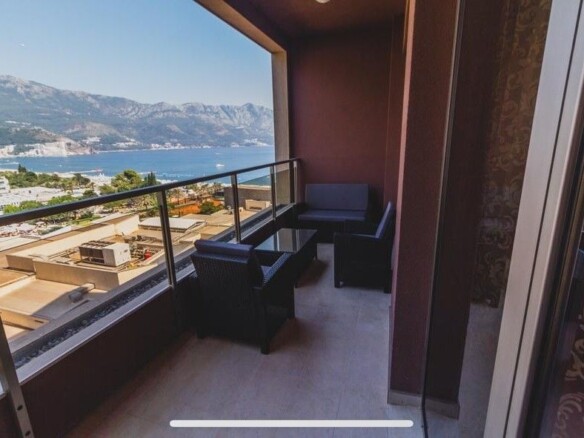 Dvosoban stan 78 m² – Bečići, Budva — fotografija 2