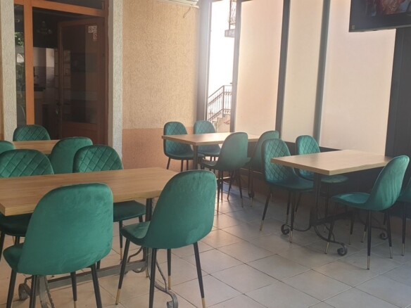 Hotel sa restoranom i pogledom na more, Dobrota, Kotor — fotografija 3