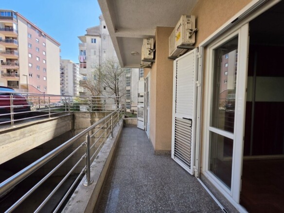 Poslovni prostor u Rozinu, Budva — fotografija 14