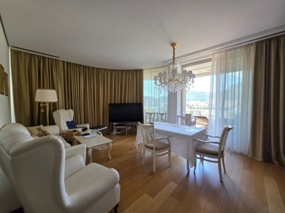Dvosoban stan 141 m² – Budva — fotografija 2