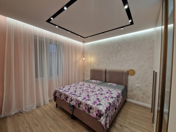 Dvosoban stan 72 m² za izdavanje, Tivat — fotografija 4