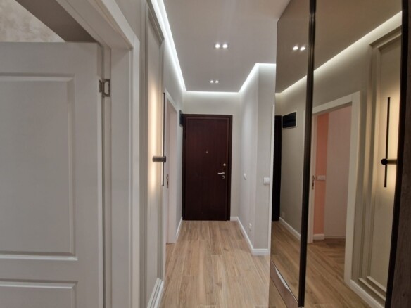Dvosoban stan 72 m² za izdavanje, Tivat — fotografija 10