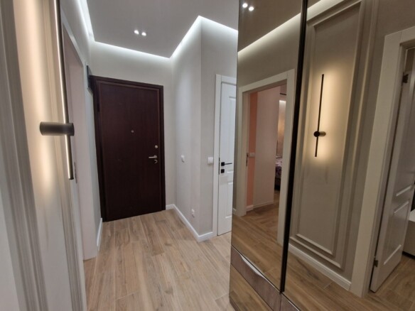 Dvosoban stan 72 m² za izdavanje, Tivat — fotografija 14