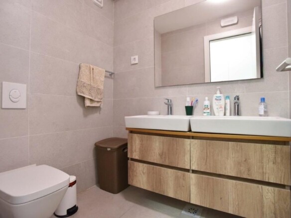 Trosoban stan 94 m² – Bečići, Budva — fotografija 12