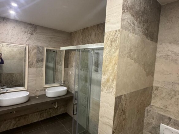 Izdavanje: Dvosoban stan 108 m² – Babin Do, Budva — fotografija 5