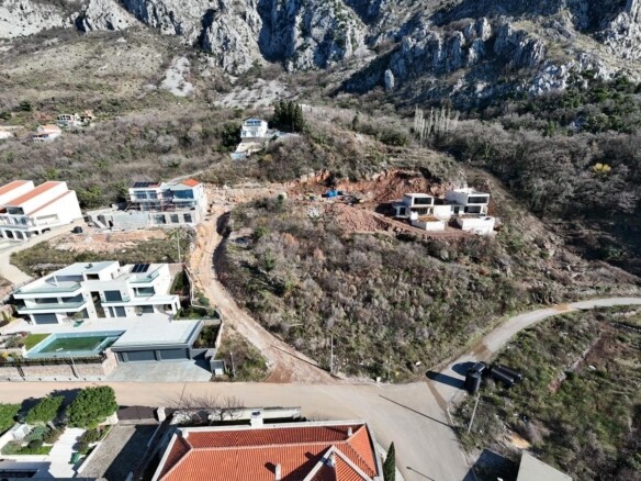 Urbanizovan plac sa pogledom na more, Blizikuće, Budva — fotografija 11