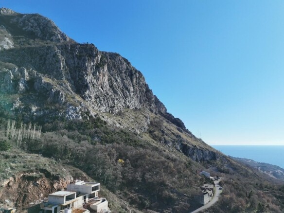 Urbanizovan plac sa pogledom na more, Blizikuće, Budva — fotografija 16