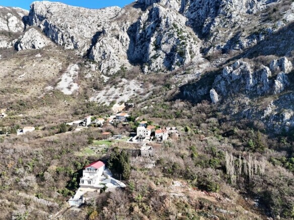 Urbanizovan plac sa pogledom na more, Blizikuće, Budva — fotografija 18