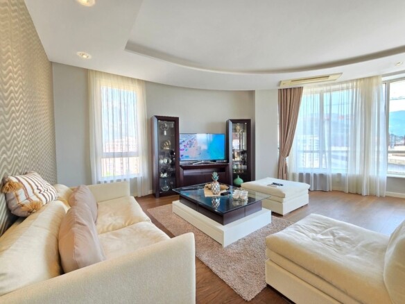 Dvosoban stan 125 m² – Budva — fotografija 17