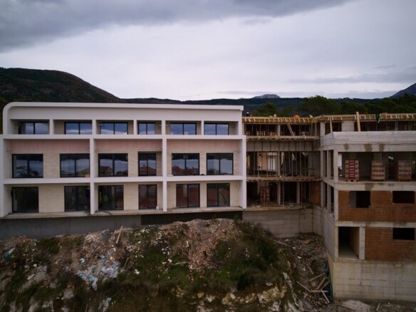 Jednosoban stan 99 m² – Tivat — fotografija 3