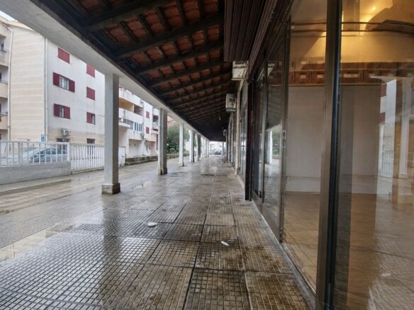 Poslovni prostor u Veljim Vinogradima, Budva — fotografija 7