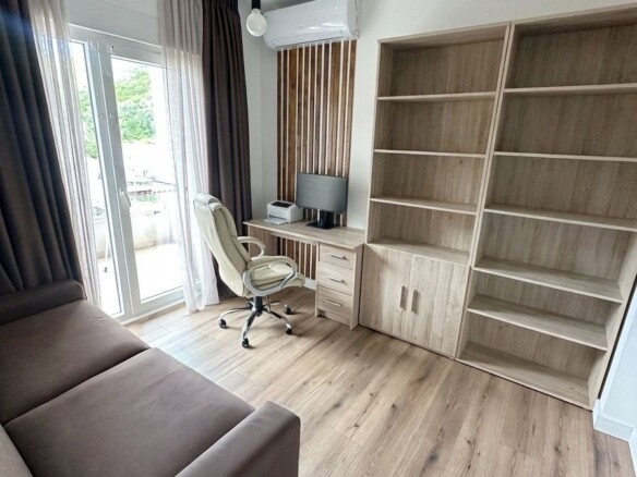 Trosoban stan 107 m² – Budva — fotografija 4