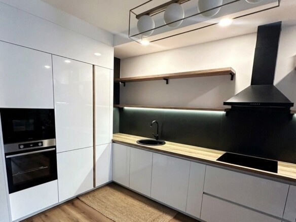 Trosoban stan 107 m² – Budva — fotografija 7