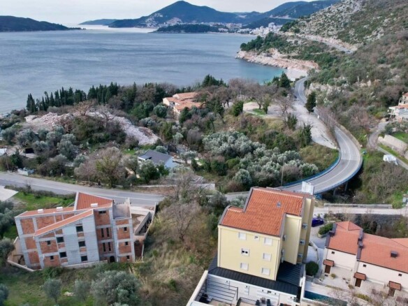 Urbanizovan plac sa pogledom na more, Kamenovo, Budva — fotografija 4