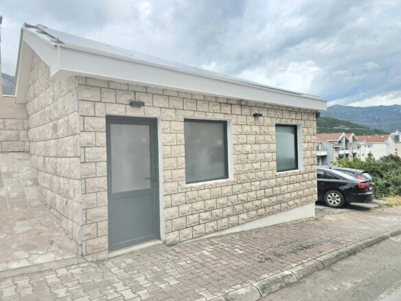 Poslovni prostor na Topliškom putu, Budva — fotografija 3