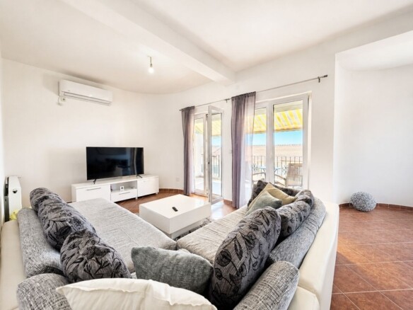 Dvosoban stan 109 m² – Seoce, Budva — fotografija 13