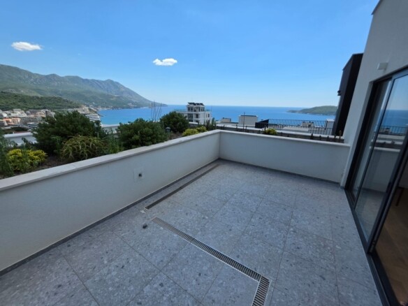 Dvosoban stan 109 m² – Bečići, Budva — fotografija 2