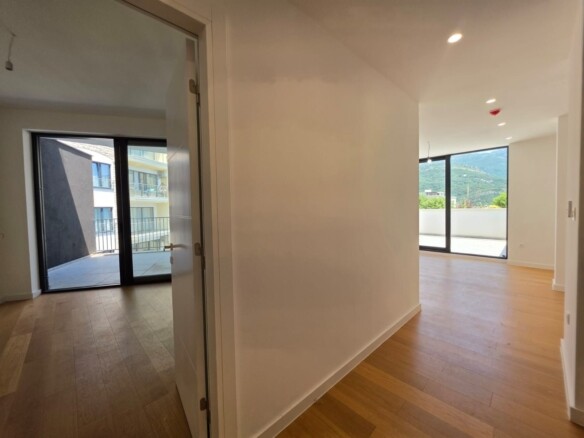 Dvosoban stan 109 m² – Bečići, Budva — fotografija 15